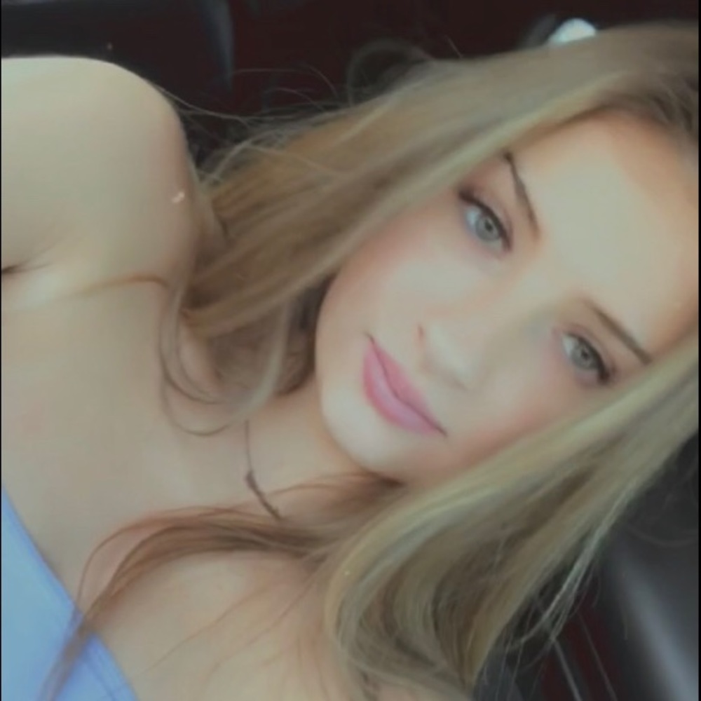 Meet your Posher, Kaitlin